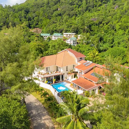 Carana Hilltop Villa Seychelles-3